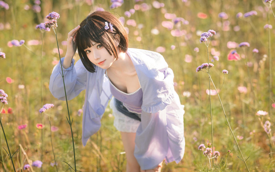甜美可爱的花柒Hana,真的让人毫无抵抗力